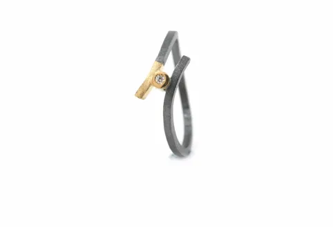 Mina ring