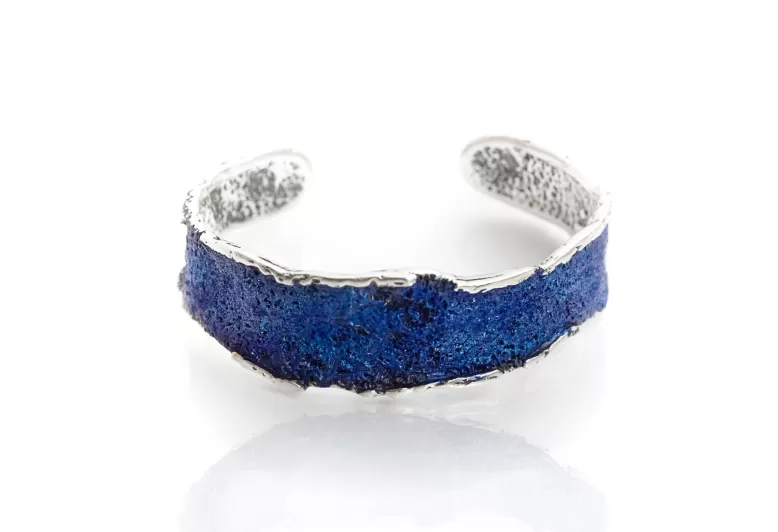 Medium electric-blue Intenzza bracelet