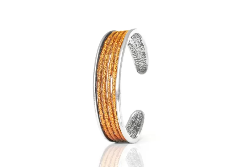 Dynamic ochre bracelet