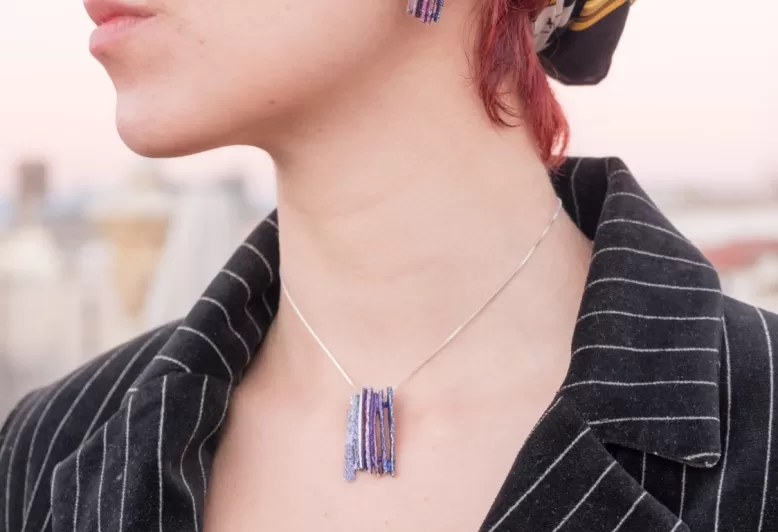 Junc violet medium pendant