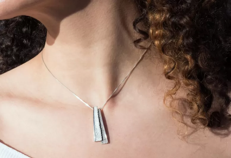 Small grey Troia pendant