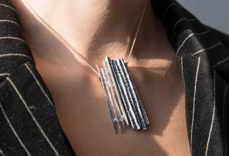Big grey Junc pendant