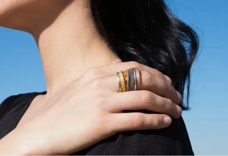 Anillo Sinera Grande Ocre