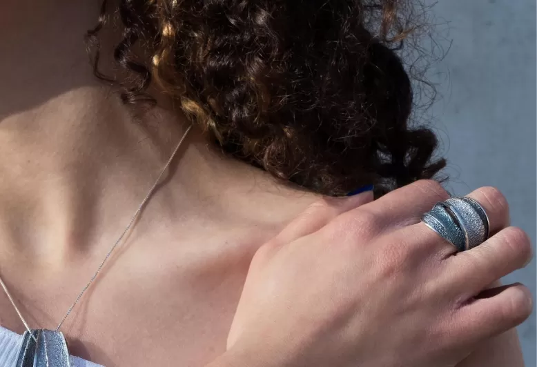 Anillo Troia Grande Gris