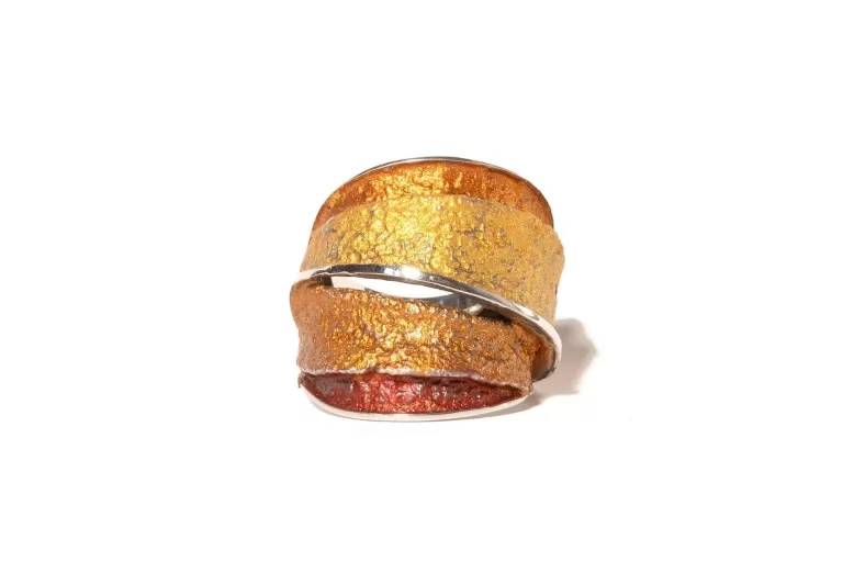 Big ochre Troia ring