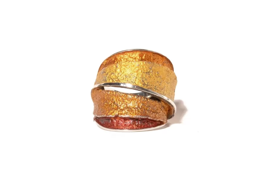 Big ochre Troia ring