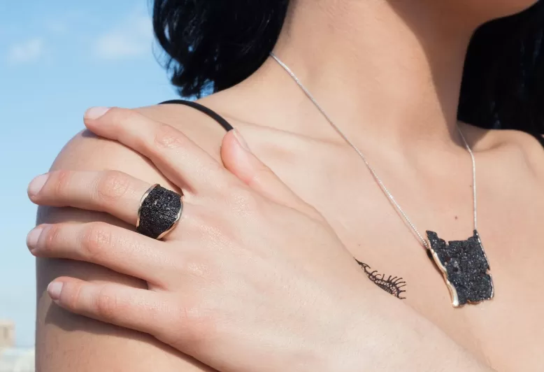 Anell Intenzza petit GoldenBlack