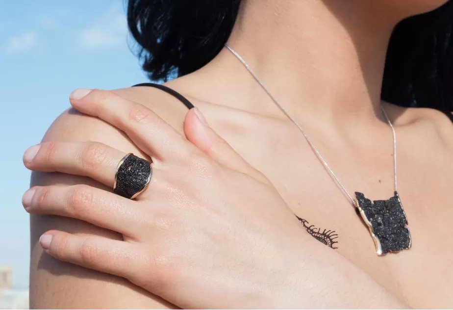 Anell Intenzza petit GoldenBlack