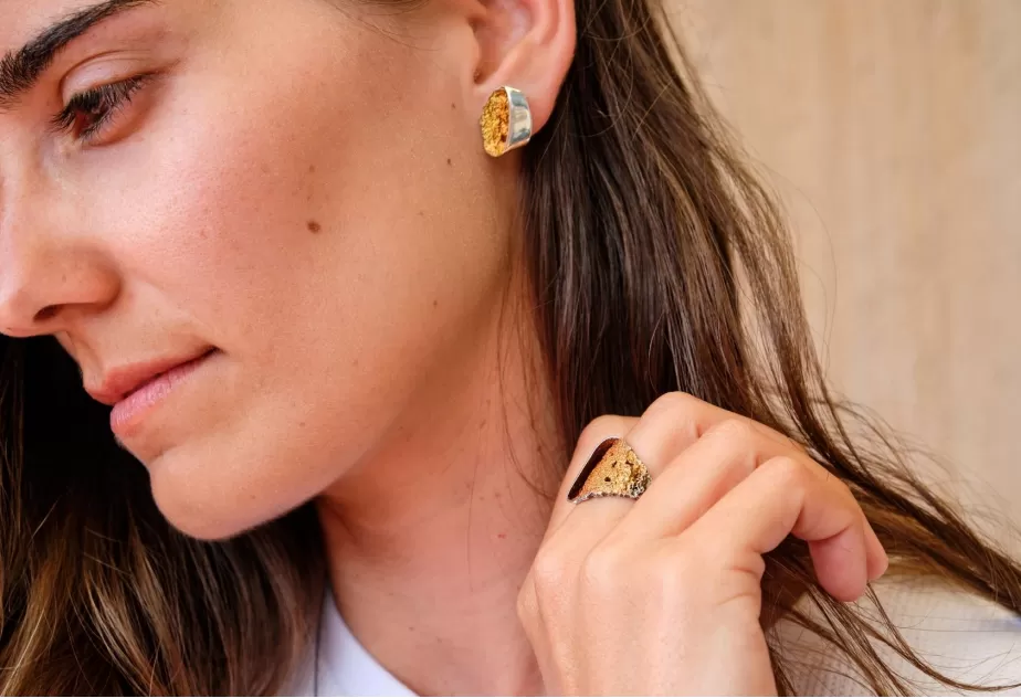 Gala ochre small earrings
